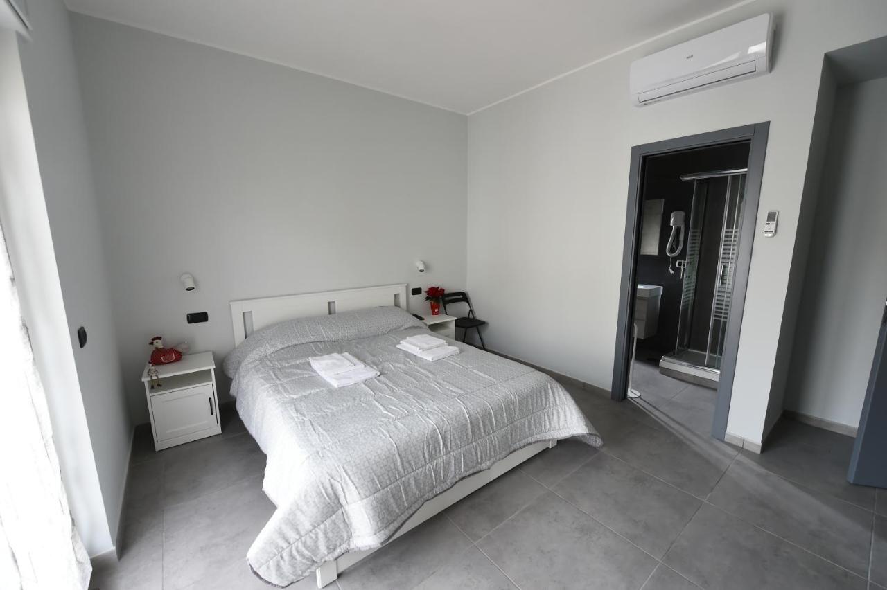 B&B Degli Aranci Pouzzoles Extérieur photo
