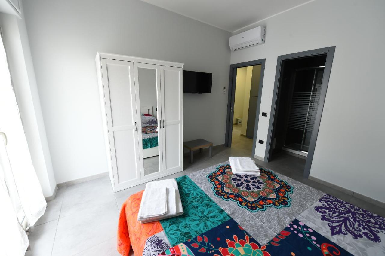 B&B Degli Aranci Pouzzoles Extérieur photo